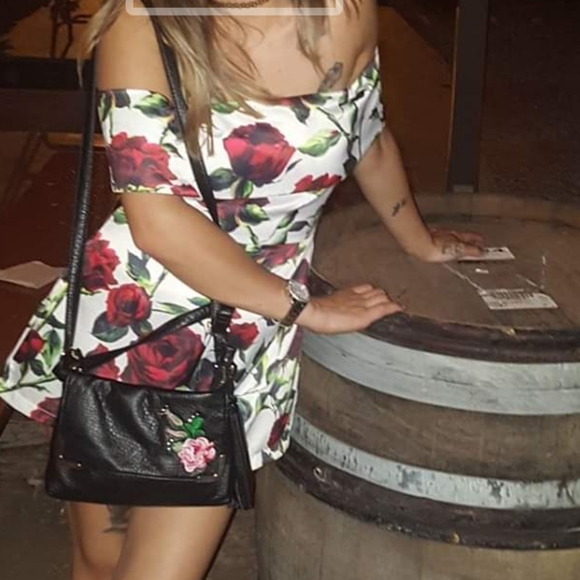 🌹🌼🌿Red Rose Romper🌿🌼🌹 - Picture 2 of 9